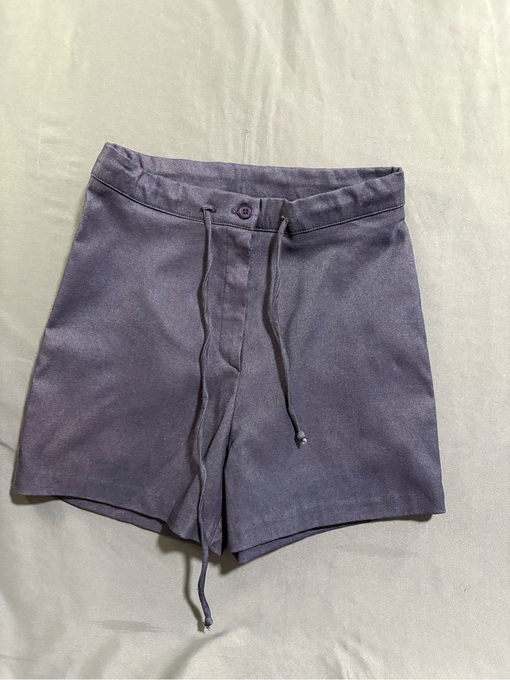 Promesa High-Waist Drawstring Shorts in Charcoal Gray
